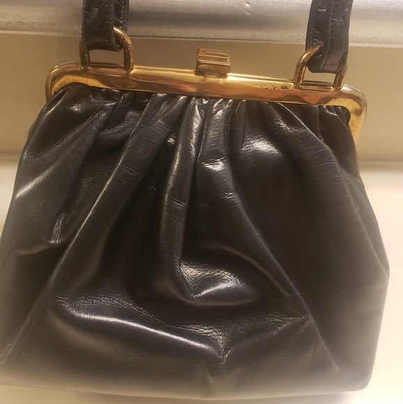 Vintage Black leather Lewis top handle bag with change purse, mirror and comb - Picture 5 of 16